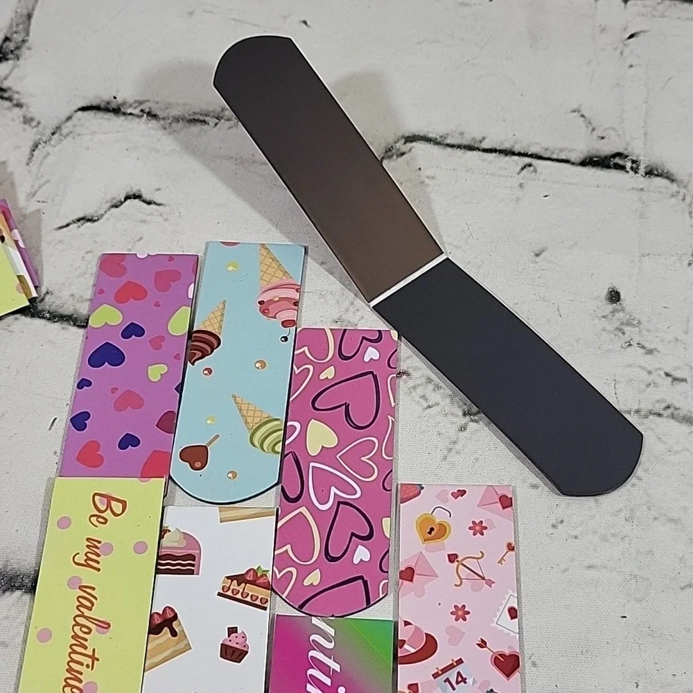 Magnetic Bookmarks Valentines Day Lot Of 36pcs Pink Hearts Treats Favors